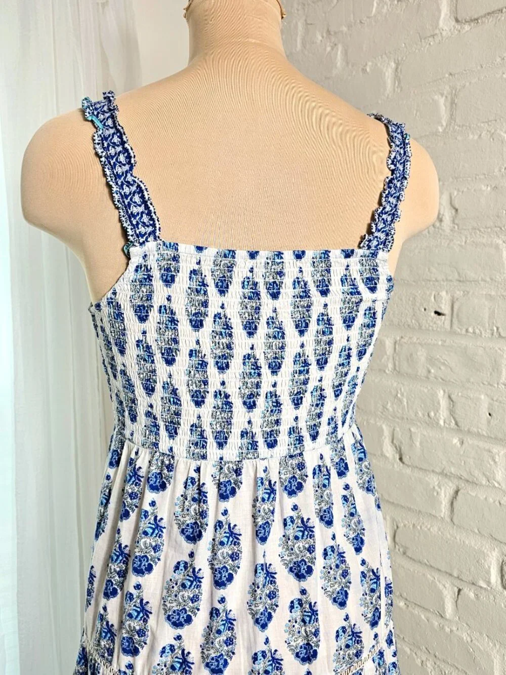 Playa Lucia Smocked Maxi Dress Blue White Tile Print Tiered Summer Dress Size M - Picture 8 of 9